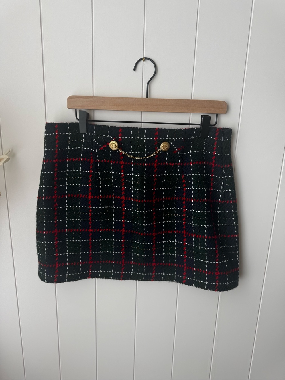 ZARA Plaid Tweed Mini Skirt L Green/Red Zip Closure Button Chain Accents
